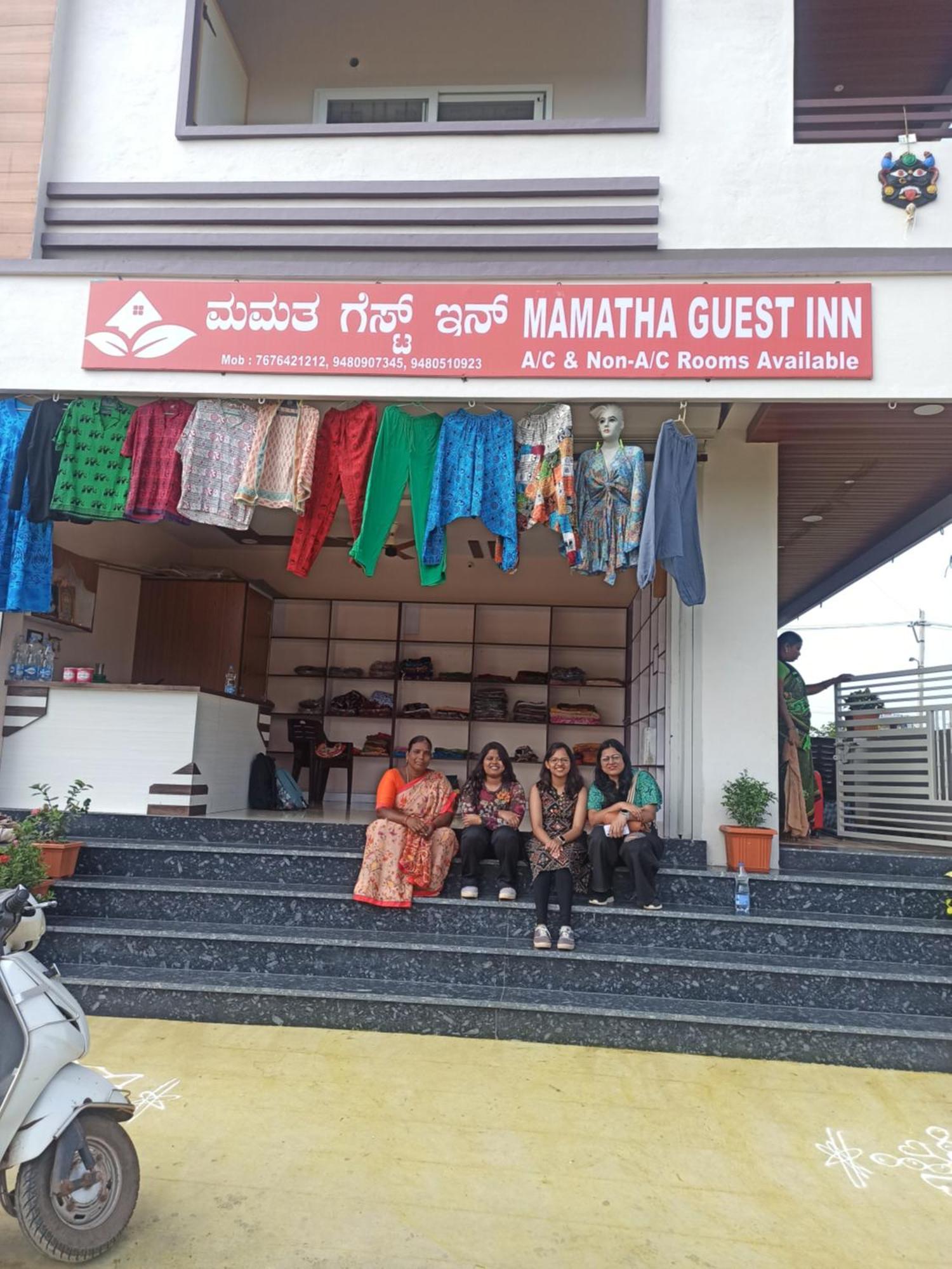 Mamatha Guest Inn Hampi Exterior foto